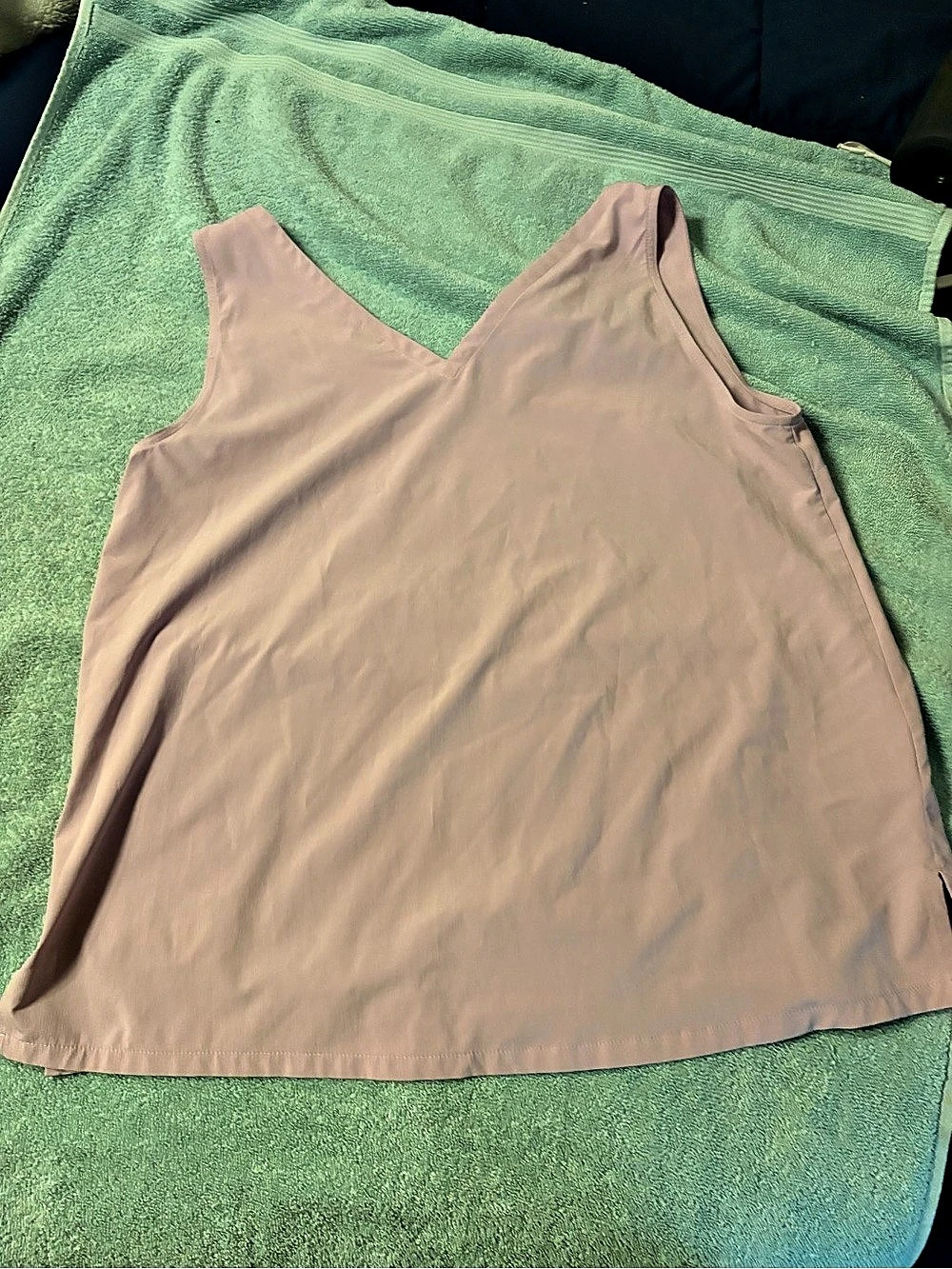 Eddie Bauer Tank Top in lilac purple color Size Medium Like New